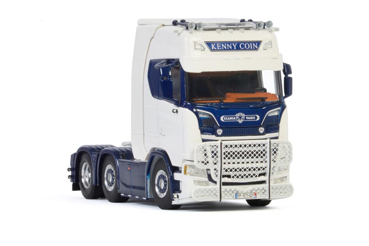 Miniature Scania S540 6x2 (1:50)